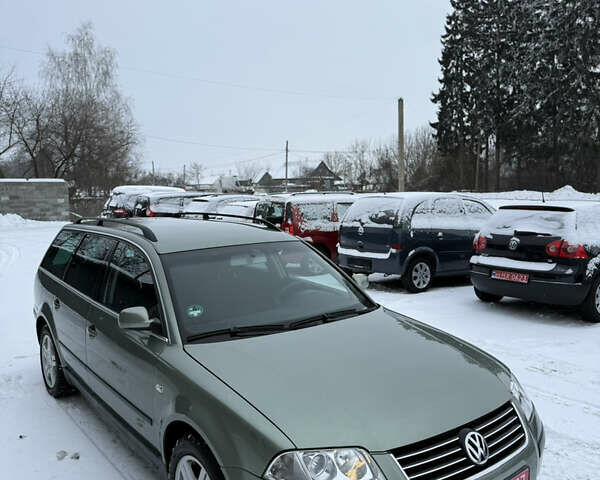 Зеленый Фольксваген Пассат, объемом двигателя 1.6 л и пробегом 184 тыс. км за 4999 $, фото 1 на Automoto.ua