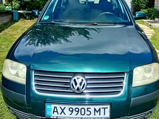 Зеленый Фольксваген Пассат, объемом двигателя 1.6 л и пробегом 338 тыс. км за 4850 $, фото 1 на Automoto.ua