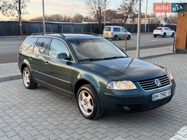 Зеленый Фольксваген Пассат, объемом двигателя 1.9 л и пробегом 321 тыс. км за 4700 $, фото 1 на Automoto.ua