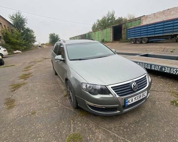 Зелений Фольксваген Пассат, об'ємом двигуна 2 л та пробігом 190 тис. км за 5800 $, фото 1 на Automoto.ua