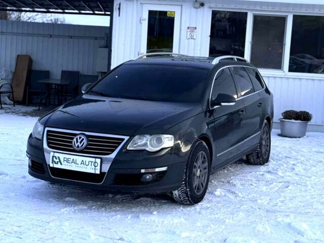 Зеленый Фольксваген Пассат, объемом двигателя 2 л и пробегом 310 тыс. км за 5000 $, фото 1 на Automoto.ua