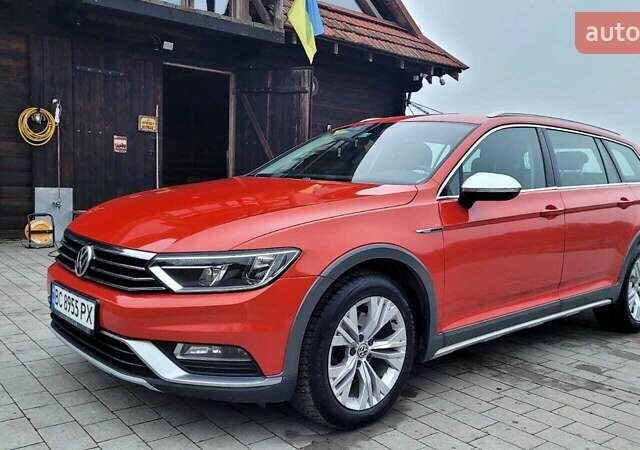 Оранжевый Фольксваген Пассат, объемом двигателя 1.97 л и пробегом 249 тыс. км за 17500 $, фото 1 на Automoto.ua