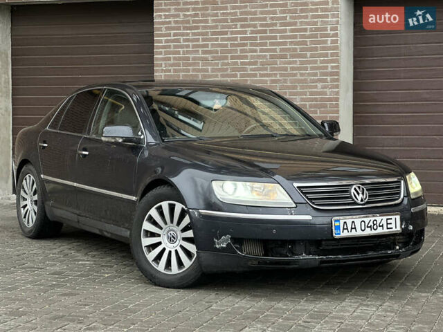 Серый Фольксваген Фаетон, объемом двигателя 2.97 л и пробегом 320 тыс. км за 5000 $, фото 1 на Automoto.ua