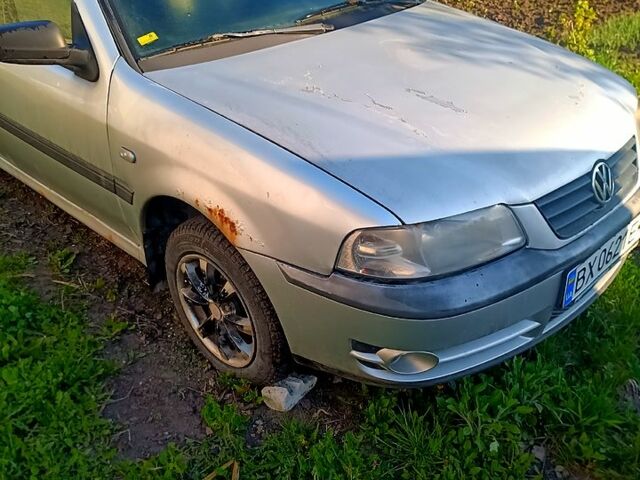 Фольксваген Поинтер, объемом двигателя 1.8 л и пробегом 208 тыс. км за 1800 $, фото 1 на Automoto.ua