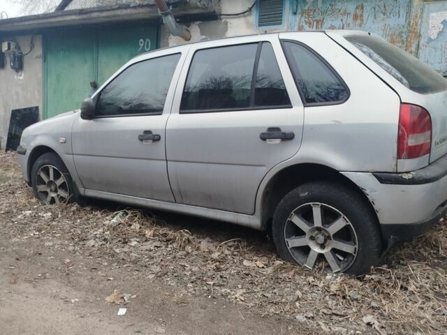 Сірий Фольксваген Поінтер, об'ємом двигуна 1 л та пробігом 200 тис. км за 1500 $, фото 1 на Automoto.ua