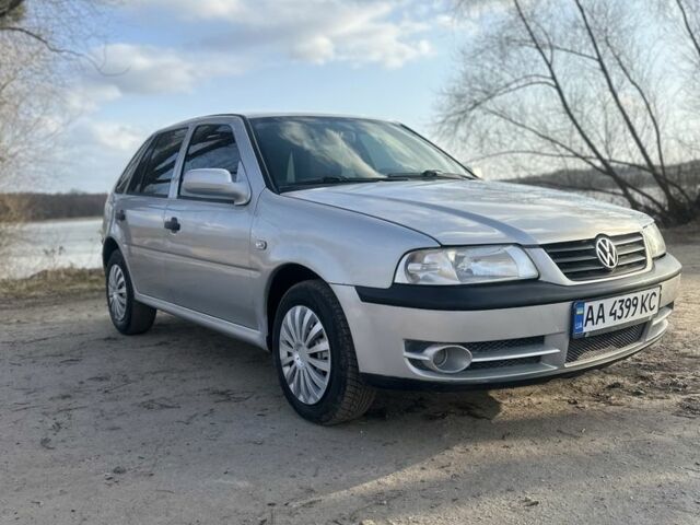Серый Фольксваген Поинтер, объемом двигателя 1.8 л и пробегом 250 тыс. км за 2800 $, фото 1 на Automoto.ua