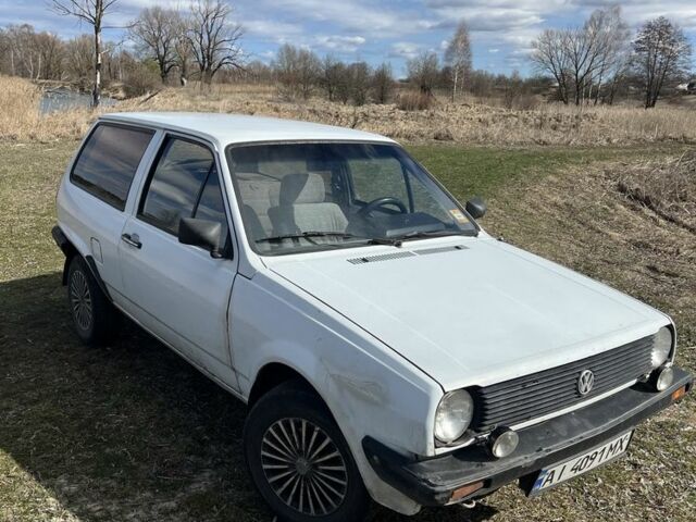 Белый Фольксваген Поло, объемом двигателя 1 л и пробегом 300 тыс. км за 800 $, фото 1 на Automoto.ua