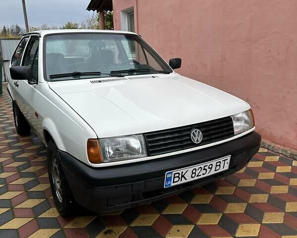 Фольксваген Поло 1994 в Кропивницком (Кировограде) на Automoto.ua Белый Фольксваген Поло, объемом двигателя 1.39 л и пробегом 280 тыс. км за 2300 $, фото 1 на Automoto.ua