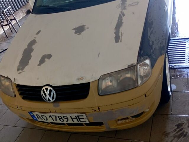 Белый Фольксваген Поло, объемом двигателя 1 л и пробегом 326 тыс. км за 1500 $, фото 1 на Automoto.ua
