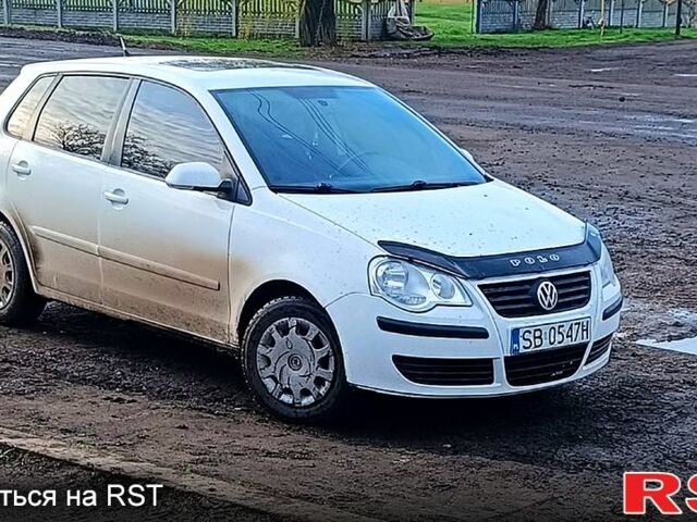 Белый Фольксваген Поло, объемом двигателя 1.4 л и пробегом 260 тыс. км за 2540 $, фото 1 на Automoto.ua