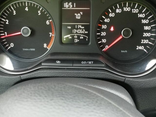 Белый Фольксваген Поло, объемом двигателя 1.2 л и пробегом 134 тыс. км за 7000 $, фото 1 на Automoto.ua