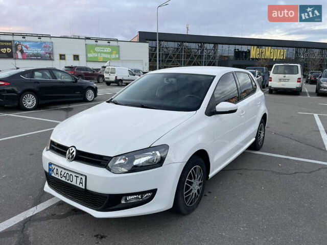 Белый Фольксваген Поло, объемом двигателя 1.39 л и пробегом 160 тыс. км за 5350 $, фото 1 на Automoto.ua