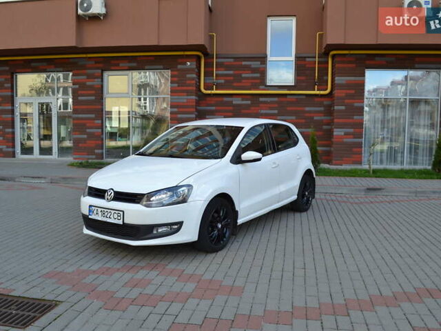 Білий Фольксваген Поло, об'ємом двигуна 1.4 л та пробігом 211 тис. км за 7500 $, фото 1 на Automoto.ua