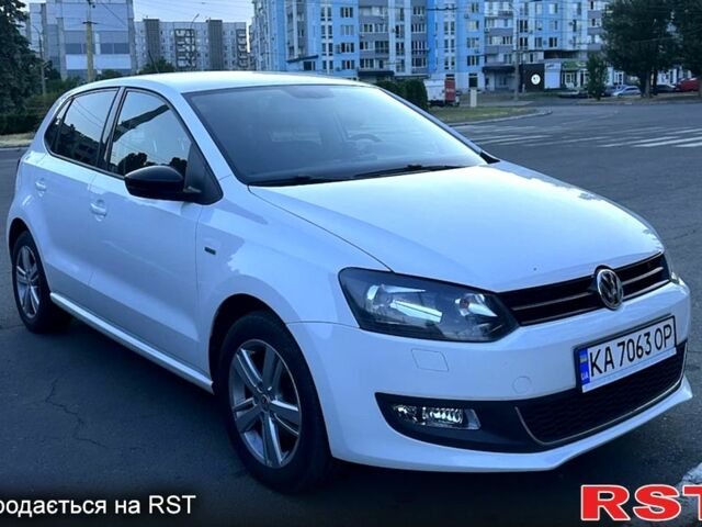 Белый Фольксваген Поло, объемом двигателя 1.6 л и пробегом 199 тыс. км за 9300 $, фото 1 на Automoto.ua