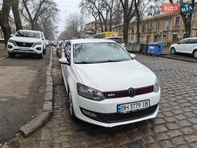 Білий Фольксваген Поло, об'ємом двигуна 1.39 л та пробігом 169 тис. км за 9000 $, фото 1 на Automoto.ua