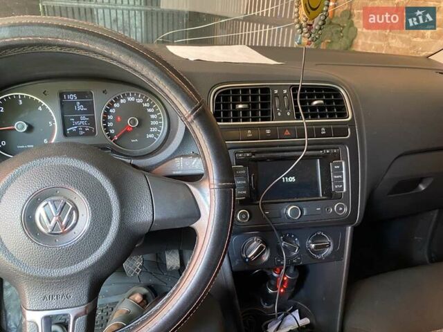 Белый Фольксваген Поло, объемом двигателя 1.2 л и пробегом 170 тыс. км за 6700 $, фото 1 на Automoto.ua