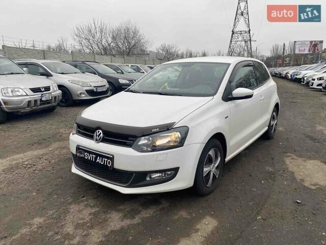 Белый Фольксваген Поло, объемом двигателя 1.6 л и пробегом 179 тыс. км за 7500 $, фото 1 на Automoto.ua