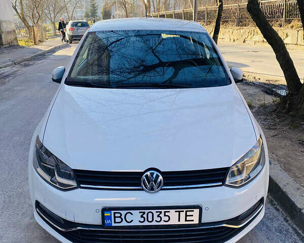 Белый Фольксваген Поло, объемом двигателя 1.4 л и пробегом 163 тыс. км за 7300 $, фото 1 на Automoto.ua