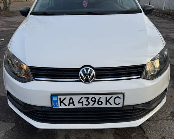 Білий Фольксваген Поло, об'ємом двигуна 1.2 л та пробігом 172 тис. км за 5350 $, фото 1 на Automoto.ua