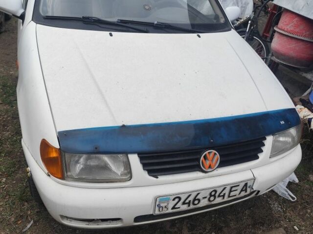 Белый Фольксваген Поло, объемом двигателя 0 л и пробегом 2 тыс. км за 901 $, фото 1 на Automoto.ua