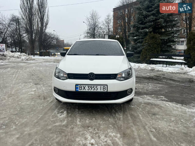 Белый Фольксваген Поло, объемом двигателя 1.6 л и пробегом 72 тыс. км за 7200 $, фото 1 на Automoto.ua