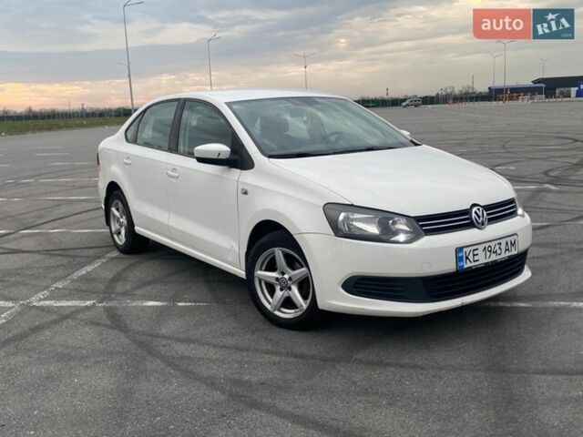 Белый Фольксваген Поло, объемом двигателя 1.6 л и пробегом 270 тыс. км за 7100 $, фото 1 на Automoto.ua