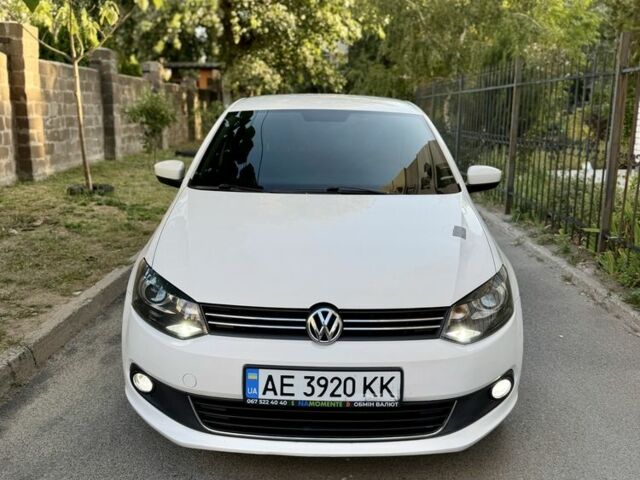 Белый Фольксваген Поло, объемом двигателя 1.6 л и пробегом 168 тыс. км за 4901 $, фото 1 на Automoto.ua