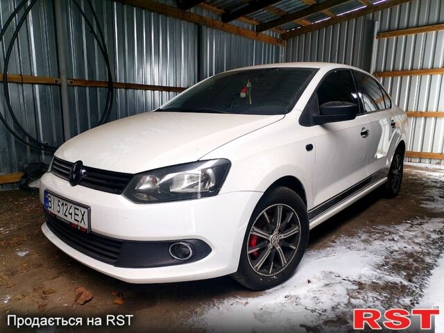 Белый Фольксваген Поло, объемом двигателя 1.6 л и пробегом 20600 тыс. км за 7000 $, фото 1 на Automoto.ua