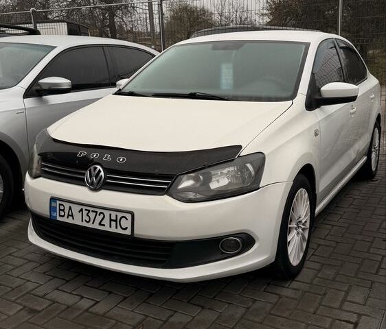 Білий Фольксваген Поло, об'ємом двигуна 1.6 л та пробігом 215 тис. км за 4600 $, фото 1 на Automoto.ua