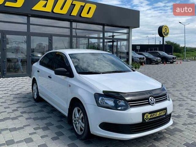 Белый Фольксваген Поло, объемом двигателя 1.6 л и пробегом 120 тыс. км за 7500 $, фото 1 на Automoto.ua
