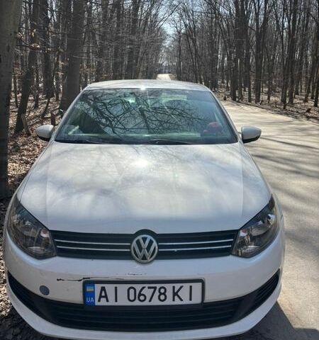 Белый Фольксваген Поло, объемом двигателя 1.6 л и пробегом 195 тыс. км за 5500 $, фото 1 на Automoto.ua