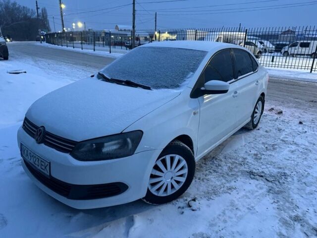 Білий Фольксваген Поло, об'ємом двигуна 1.6 л та пробігом 250 тис. км за 5000 $, фото 1 на Automoto.ua