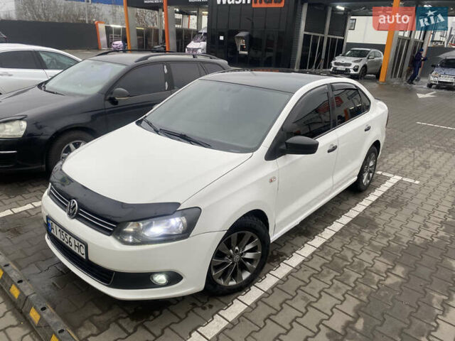 Белый Фольксваген Поло, объемом двигателя 1.6 л и пробегом 250 тыс. км за 5500 $, фото 1 на Automoto.ua
