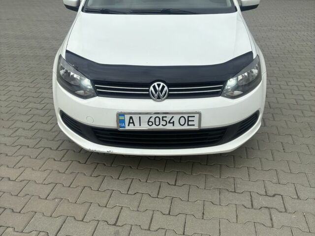 Белый Фольксваген Поло, объемом двигателя 1.6 л и пробегом 240 тыс. км за 6555 $, фото 1 на Automoto.ua