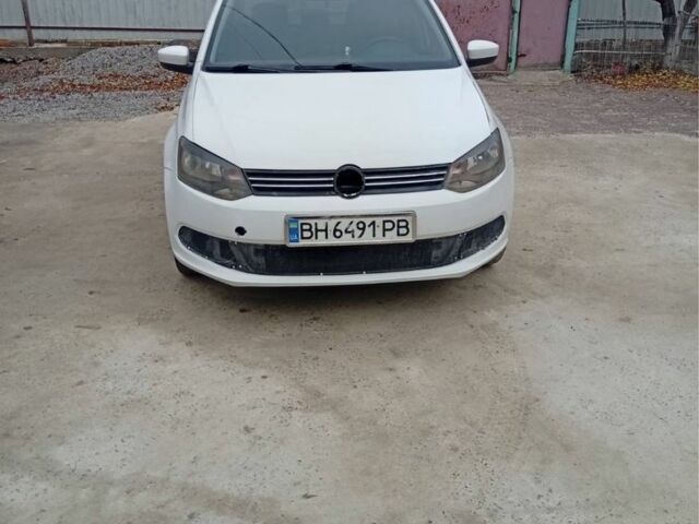 Білий Фольксваген Поло, об'ємом двигуна 1.6 л та пробігом 330 тис. км за 4000 $, фото 1 на Automoto.ua