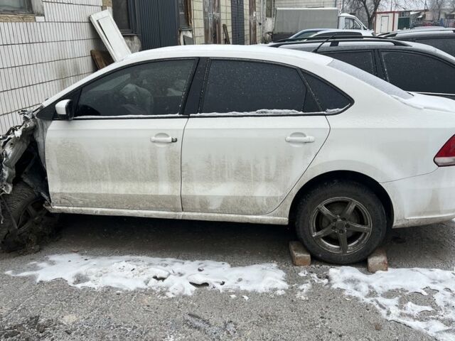 Белый Фольксваген Поло, объемом двигателя 0 л и пробегом 180 тыс. км за 2500 $, фото 1 на Automoto.ua