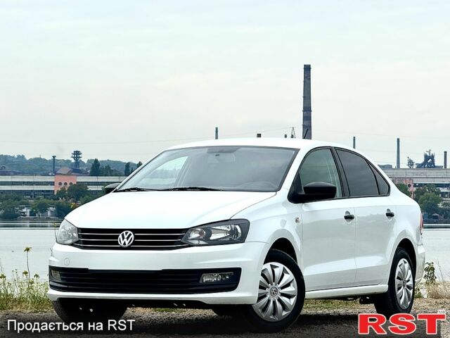 Белый Фольксваген Поло, объемом двигателя 1.6 л и пробегом 249 тыс. км за 6950 $, фото 1 на Automoto.ua