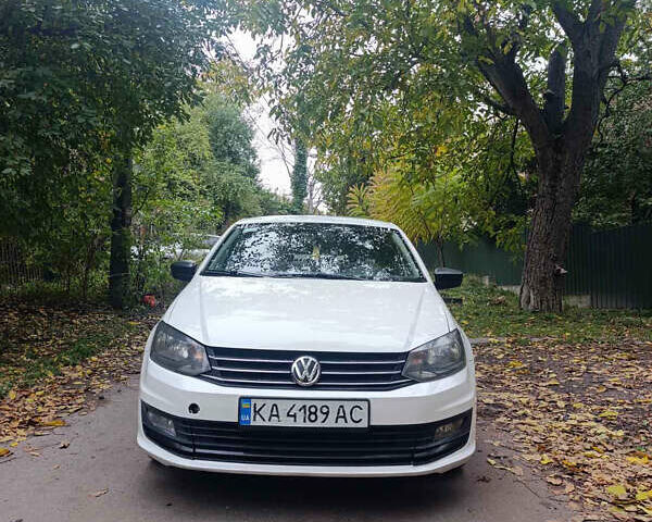 Білий Фольксваген Поло, об'ємом двигуна 1.6 л та пробігом 345 тис. км за 4999 $, фото 1 на Automoto.ua