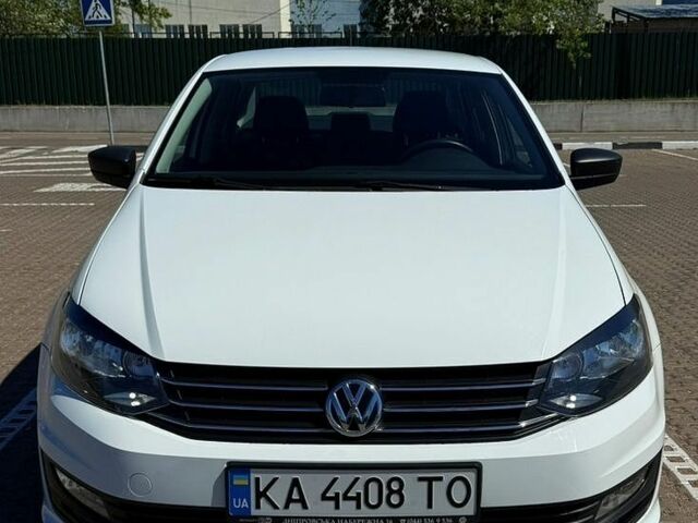 Білий Фольксваген Поло, об'ємом двигуна 1.6 л та пробігом 125 тис. км за 9000 $, фото 1 на Automoto.ua