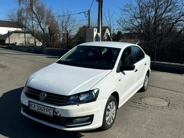 Білий Фольксваген Поло, об'ємом двигуна 1.6 л та пробігом 400 тис. км за 4999 $, фото 1 на Automoto.ua