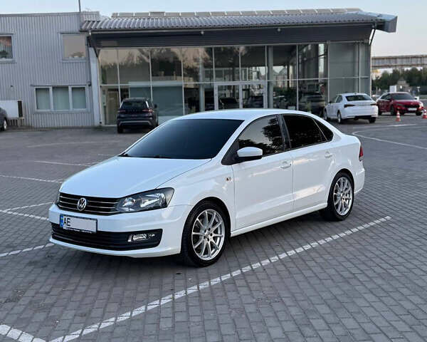 Белый Фольксваген Поло, объемом двигателя 1.4 л и пробегом 91 тыс. км за 12500 $, фото 1 на Automoto.ua