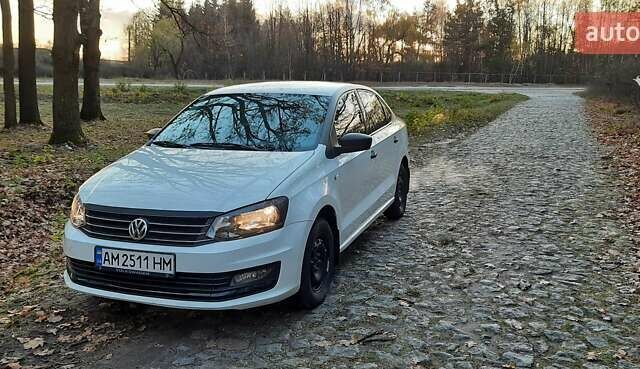 Білий Фольксваген Поло, об'ємом двигуна 1.6 л та пробігом 237 тис. км за 7200 $, фото 1 на Automoto.ua
