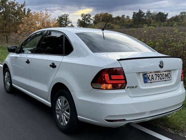Белый Фольксваген Поло, объемом двигателя 1.6 л и пробегом 187 тыс. км за 8900 $, фото 1 на Automoto.ua