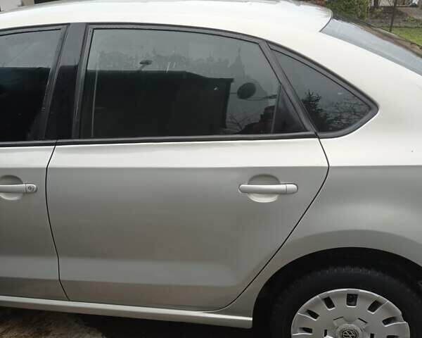 Бежевый Фольксваген Поло, объемом двигателя 1.6 л и пробегом 90 тыс. км за 7800 $, фото 1 на Automoto.ua