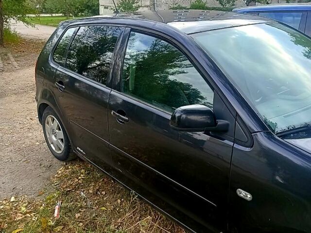 Черный Фольксваген Поло, объемом двигателя 1.4 л и пробегом 0 тыс. км за 3500 $, фото 1 на Automoto.ua