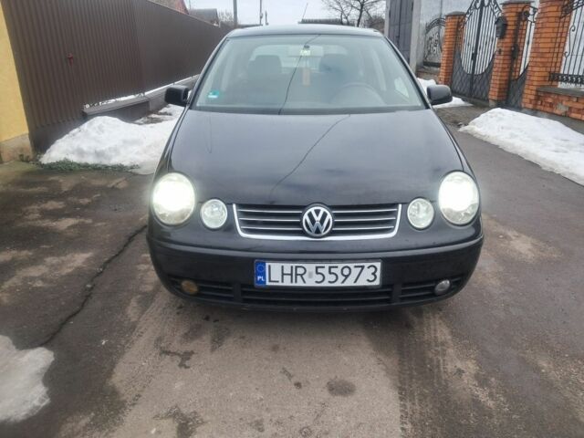 Черный Фольксваген Поло, объемом двигателя 1.4 л и пробегом 220 тыс. км за 1500 $, фото 1 на Automoto.ua