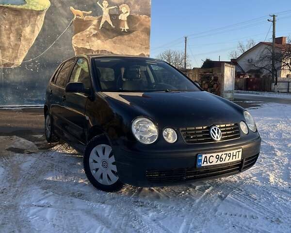 Черный Фольксваген Поло, объемом двигателя 1.39 л и пробегом 290 тыс. км за 3300 $, фото 1 на Automoto.ua
