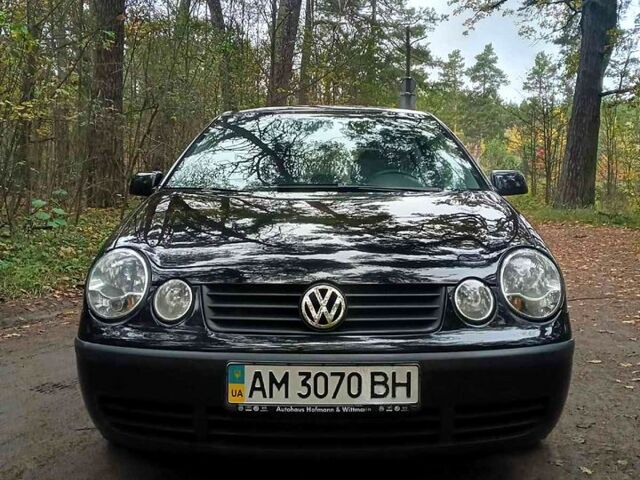 Чорний Фольксваген Поло, об'ємом двигуна 1.2 л та пробігом 200 тис. км за 4600 $, фото 1 на Automoto.ua