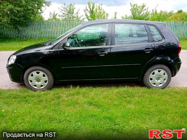 Чорний Фольксваген Поло, об'ємом двигуна 1.2 л та пробігом 270 тис. км за 4300 $, фото 1 на Automoto.ua