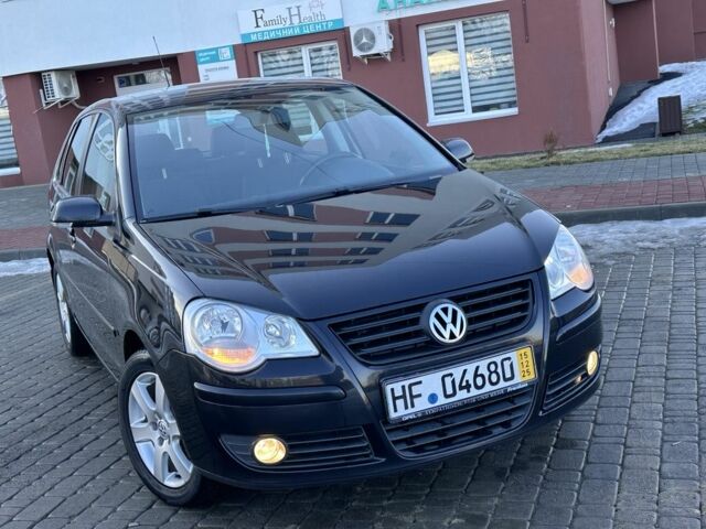 Черный Фольксваген Поло, объемом двигателя 1.4 л и пробегом 158 тыс. км за 5100 $, фото 1 на Automoto.ua